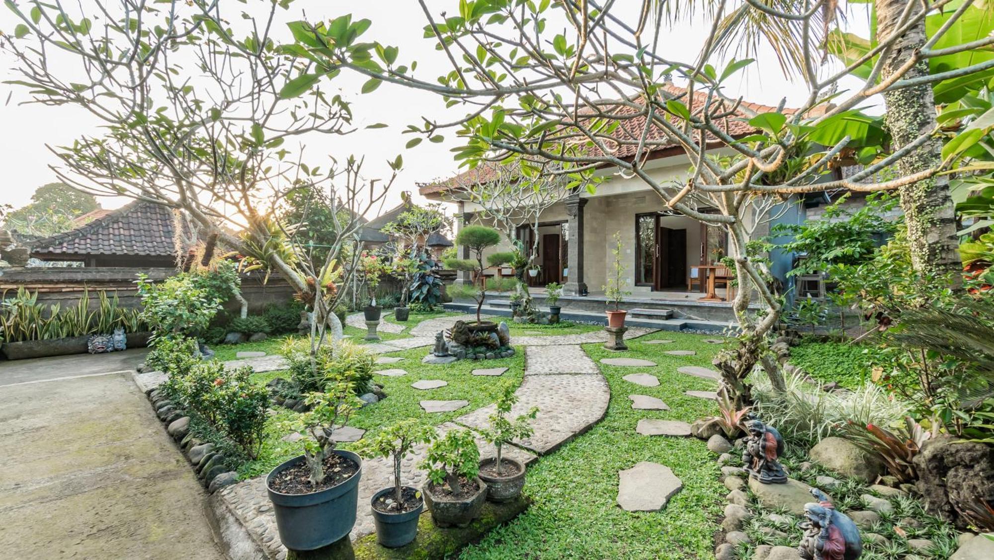 Marwati Guest House Ubud  Bagian luar foto